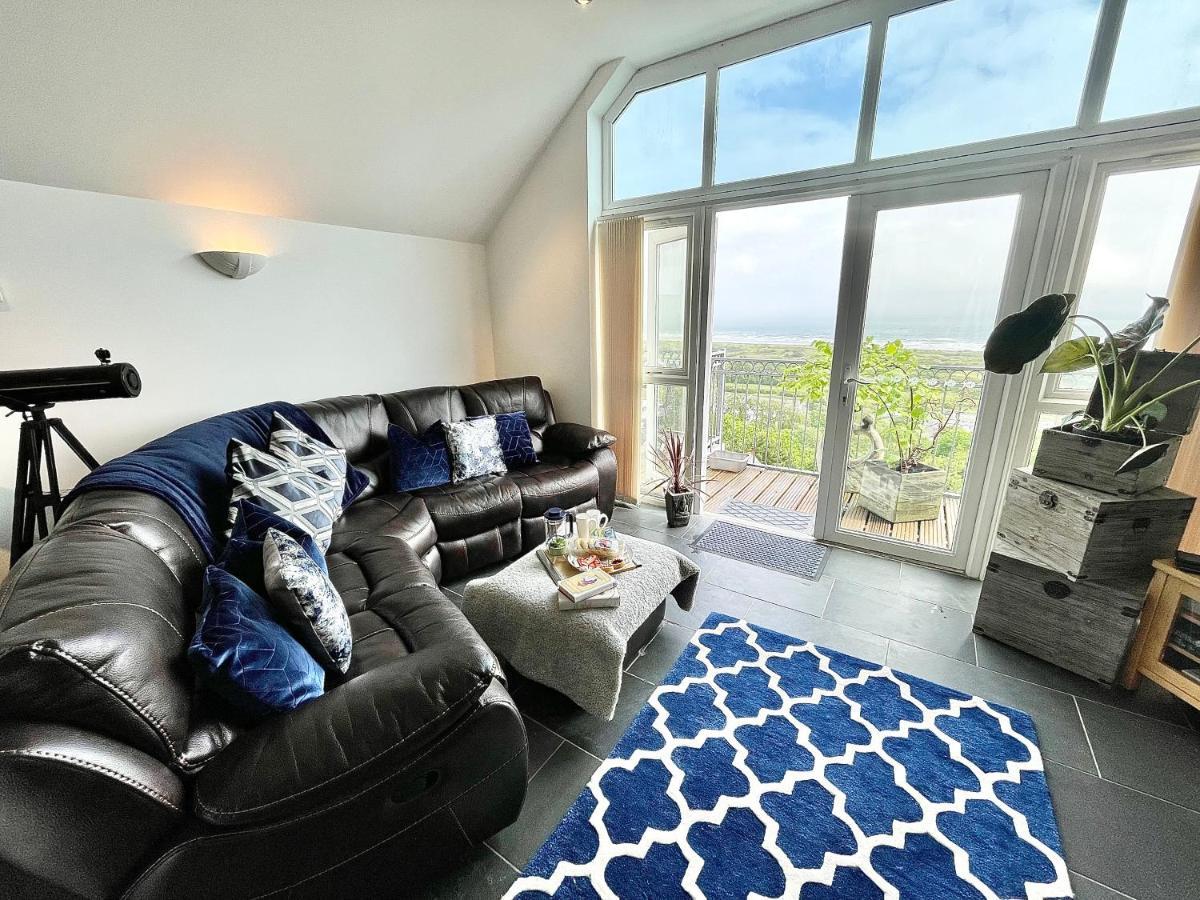 The Mermaids Watch Pendine Dog Friendly With Cymru Holidays Экстерьер фото